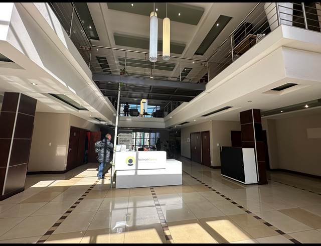 75M² CO-WORKING SPACE TO LET IN CENTURION CENTRAL