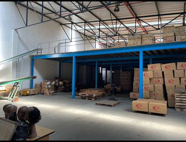 740M² WAREHOUSE TO LET IN GLEN ANIL
