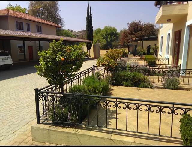 2 bed property to rent in RISIDALE