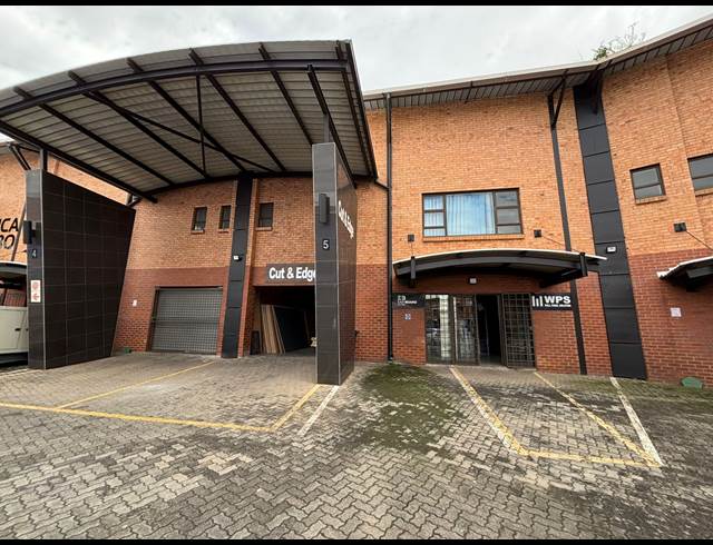 518M² WAREHOUSE TO LET IN HUGHES