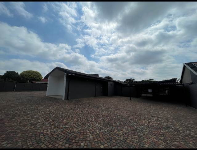 200M² OFFICE TO LET IN PARKDENE