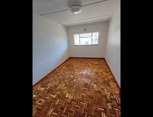 2 bed property to rent in LANGERUG