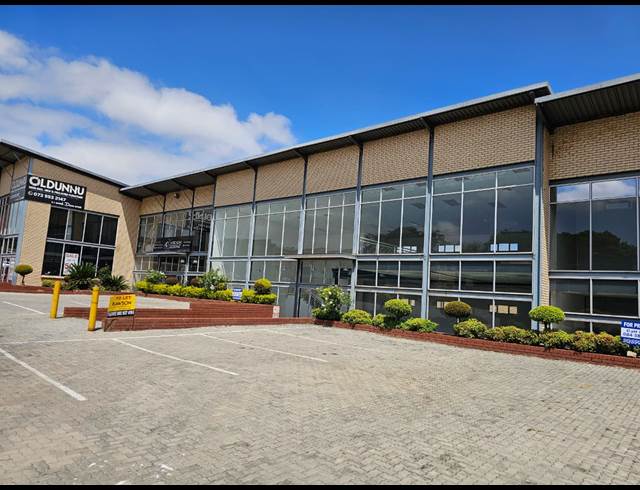 483M² SHOWROOM TO LET IN NORTH RIDING