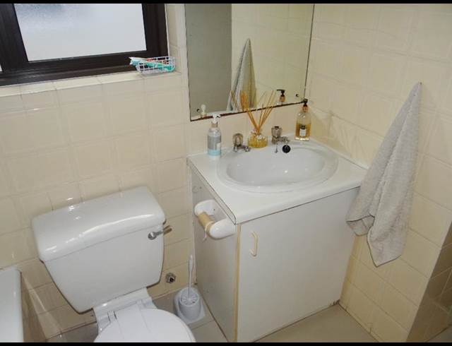1 BEDROOM PROPERTY TO RENT IN ROSEBANK