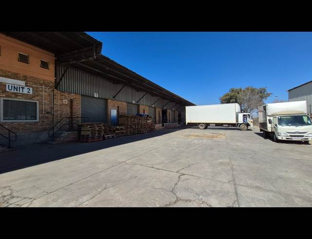 5,356M² WAREHOUSE TO LET IN ANDERBOLT