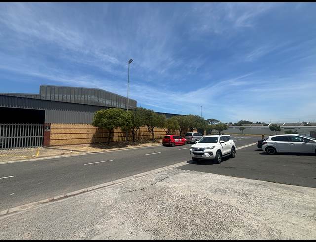 474M² RETAIL TO LET IN SOMERSET WEST BUSINESS PARK