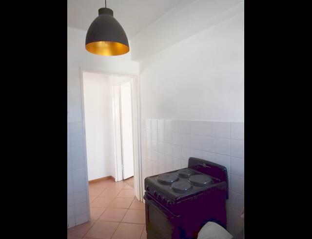 1 bed property to rent in ORANJEZICHT