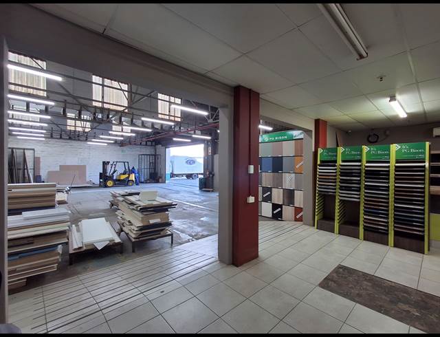 992M² WAREHOUSE TO LET IN CHISELHURST