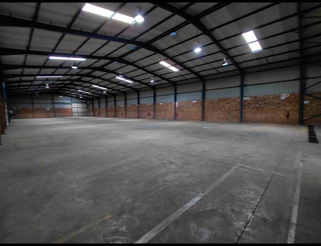 1,848M² WAREHOUSE TO LET IN POMONA