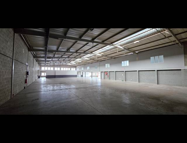 1,373M² WAREHOUSE TO LET IN KYA SANDS