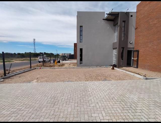322M² FACTORY RENTED IN KRAAIFONTEIN INDUSTRIA