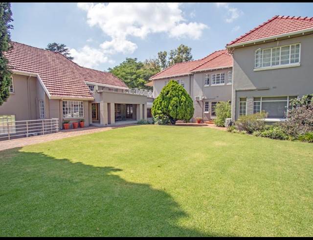 300M² OFFICE TO LET IN MELROSE ESTATE