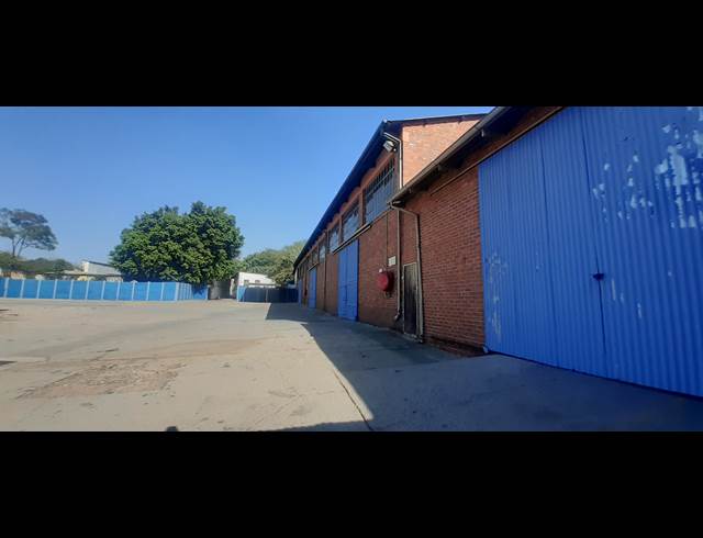 2,000M² WAREHOUSE TO LET IN PRETORIA WEST