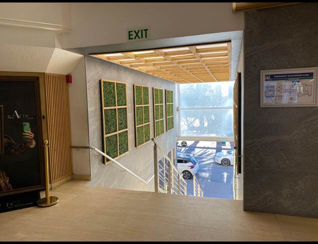 40M² RETAIL TO LET IN CAMPS BAY
