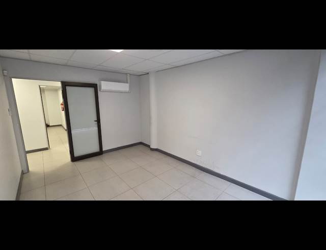 173M² OFFICE TO LET IN SONHEUWEL