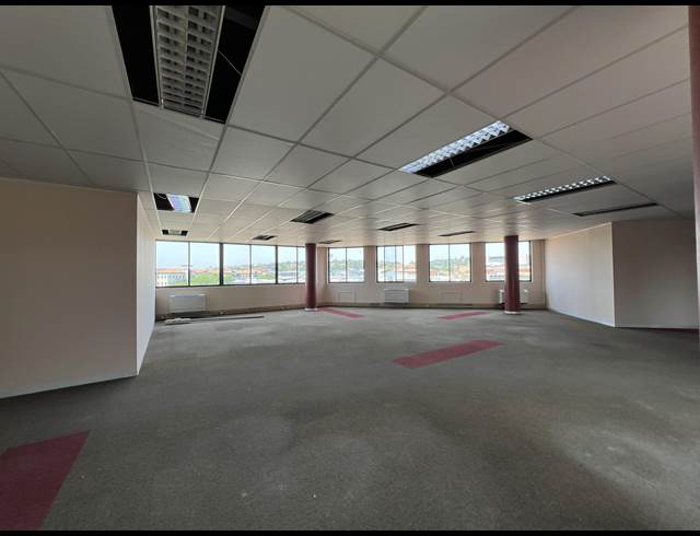 878M² OFFICE TO LET IN CENTURION CENTRAL