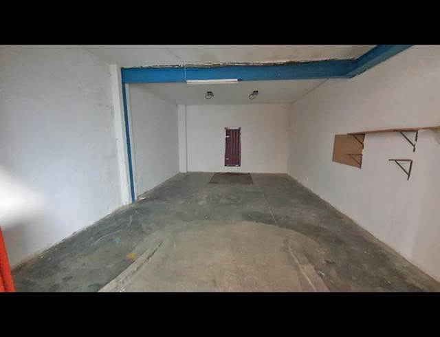 1,000M² WAREHOUSE TO LET IN SEBENZA