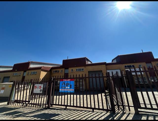 400M² WAREHOUSE TO LET IN SEBENZA