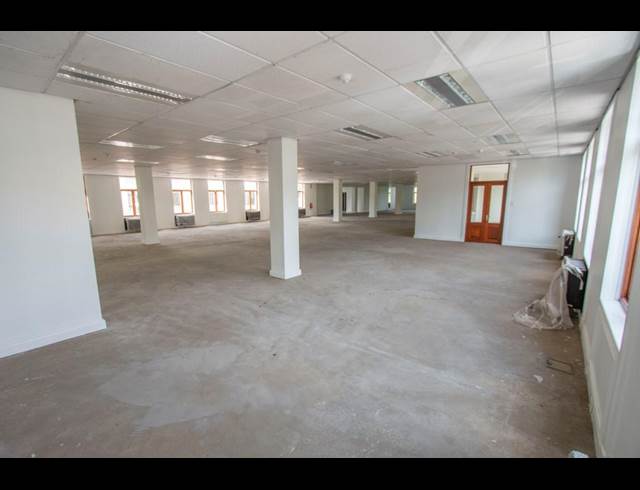 1,263M² OFFICE TO LET IN SANDTON CENTRAL