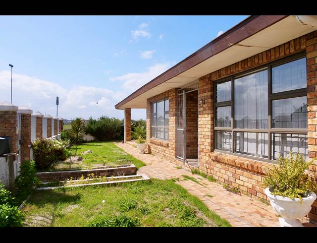 3 BEDROOM HOUSE RENTED IN STEENBERG