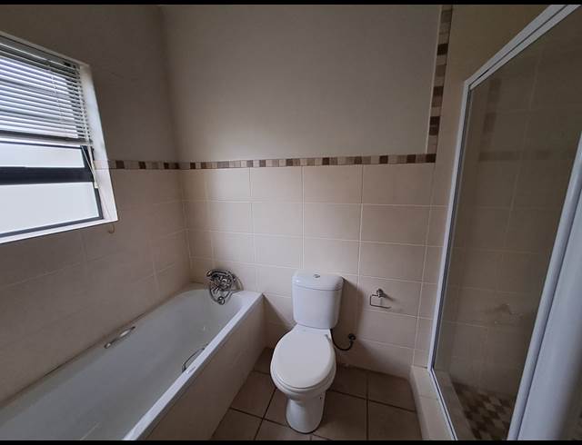 3 bed property to rent in REUNION PARK