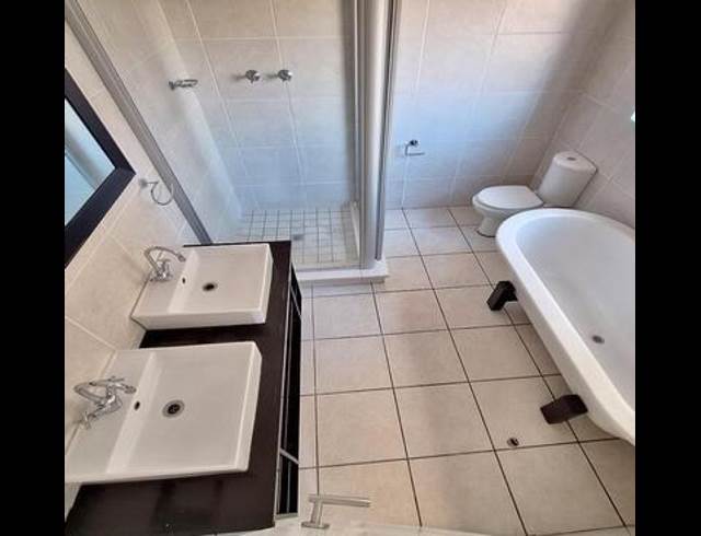 1 bed property to rent in RONDEBOSCH