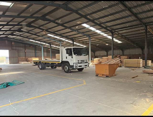 1,690M² WAREHOUSE TO LET IN GROOTVALY