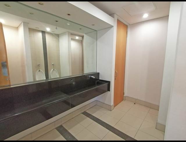 456M² OFFICE TO LET IN ROSEBANK