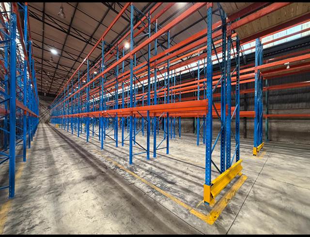 7,988M² WAREHOUSE TO LET IN RANDJESPARK