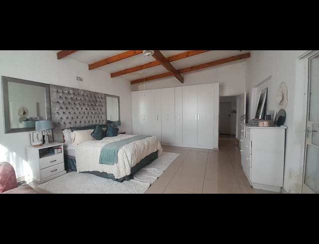 1 BEDROOM PROPERTY TO RENT IN DE DEUR