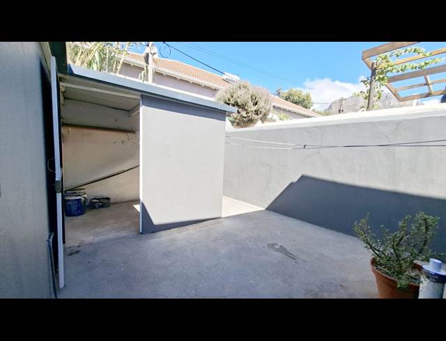 2 bed property to rent in OBSERVATORY