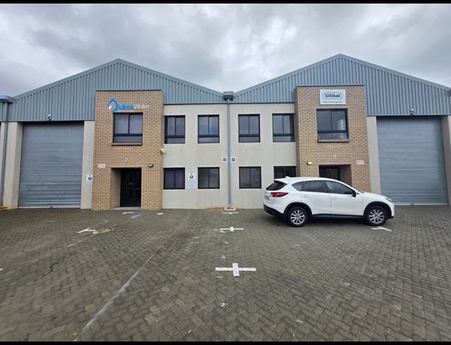 485M² WAREHOUSE TO LET IN FIRGROVE INDUSTRIAL ESTATE