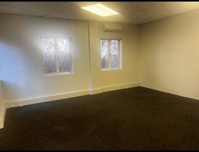 259M² BUILDING TO LET IN FOURWAYS