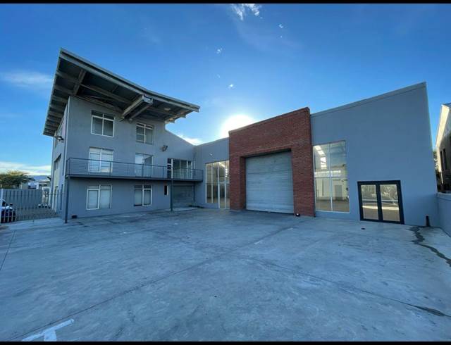 838M² WAREHOUSE TO LET IN PAARDEN EILAND