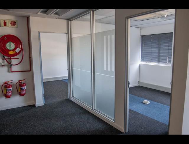 4,472M² WAREHOUSE TO LET IN RANDJESPARK