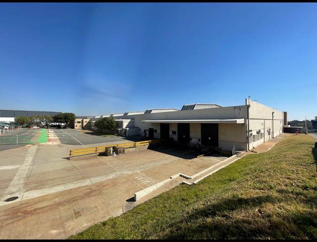 11,925M² WAREHOUSE TO LET IN HALFWAY HOUSE