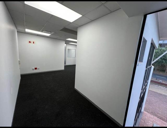 134.10M² OFFICE TO LET IN WESTVILLE