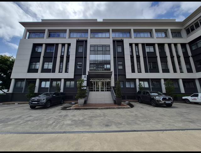 295M² OFFICE TO LET IN SANDTON CENTRAL