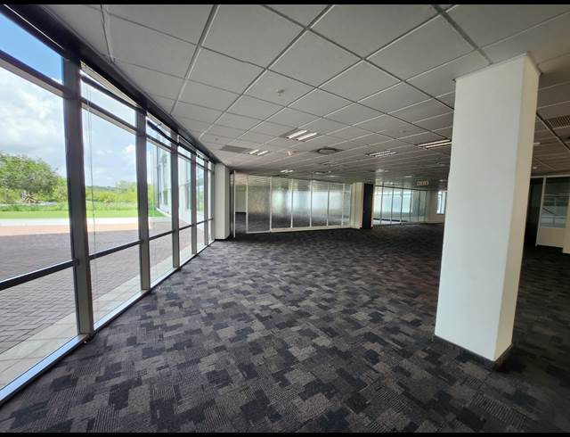 1,200M² OFFICE TO LET IN WATERFALL