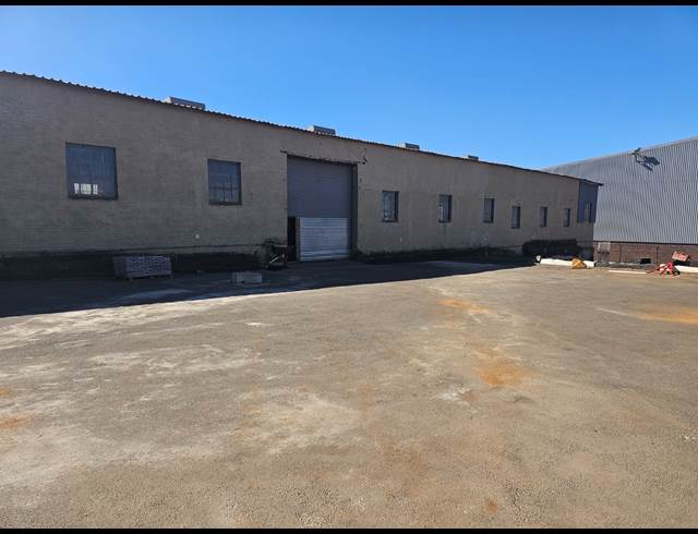 810M² WAREHOUSE TO LET IN MARYVLEI