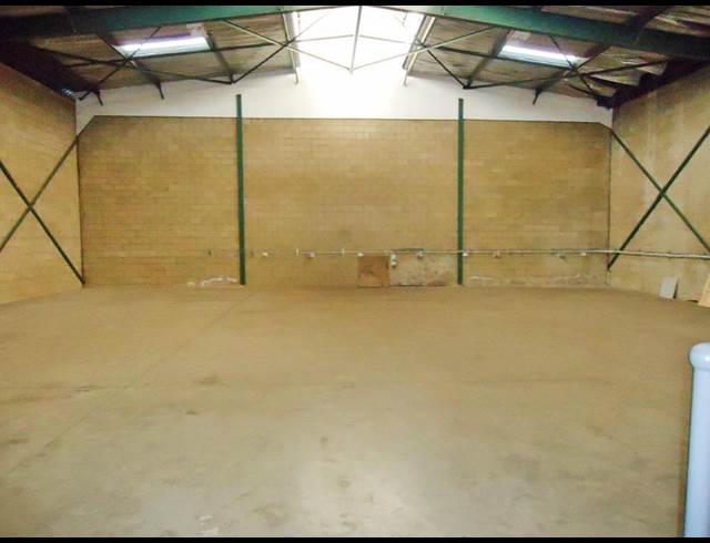 420M² WAREHOUSE TO LET IN MEADOWDALE
