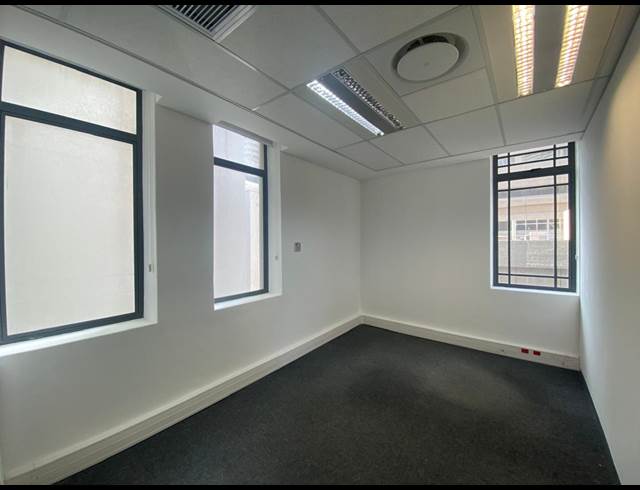 340M² OFFICE TO LET IN CAPE TOWN CITY CENTRE