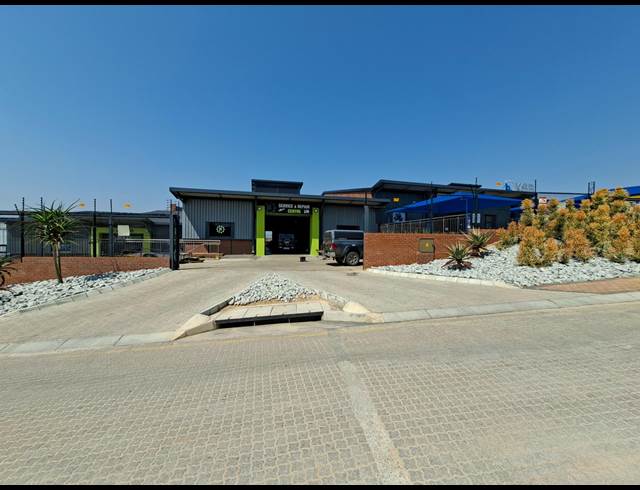 457M² WAREHOUSE TO LET IN RIVERSIDE PARK