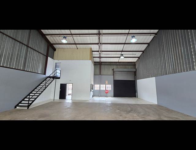 255M² WAREHOUSE TO LET IN ROBERTVILLE
