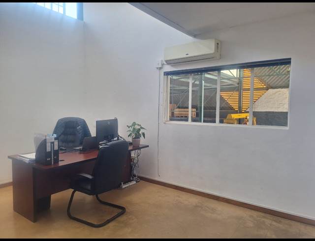 795M² WAREHOUSE TO LET IN NELSPRUIT INDUSTRIAL