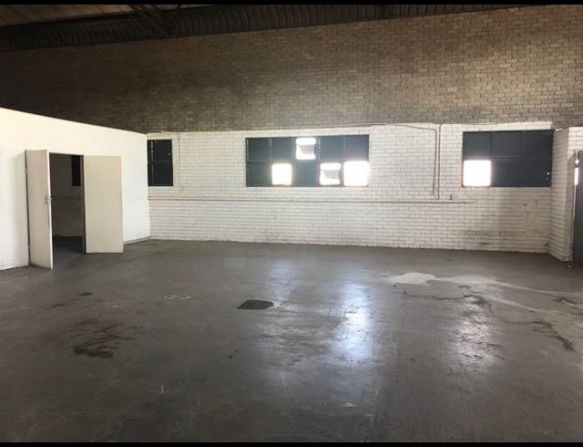 1,200M² WAREHOUSE TO LET IN BARBEQUE DOWNS