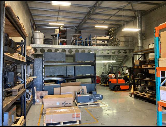 348M² WAREHOUSE TO LET IN BRACKENFELL SOUTH