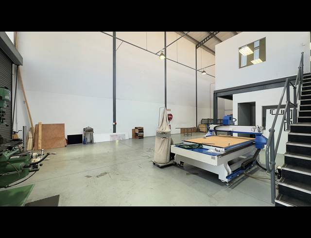 286M² WAREHOUSE TO LET IN MEADOWDALE