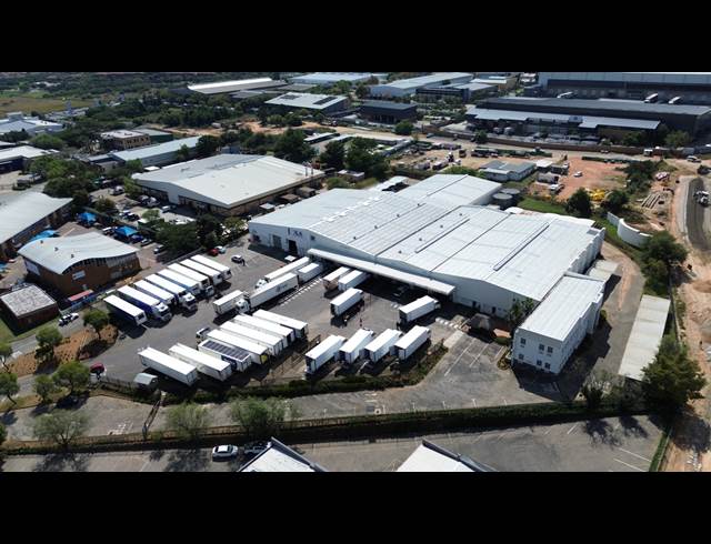 6,242M² WAREHOUSE TO LET IN RANDJESPARK