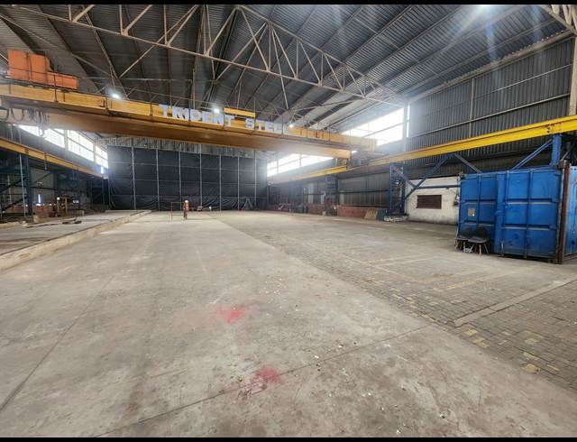 1,250M² FACTORY TO LET IN ROODEKOP